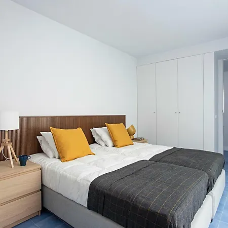 Апартаменты Piso Azul Premium In Bairro Alto *